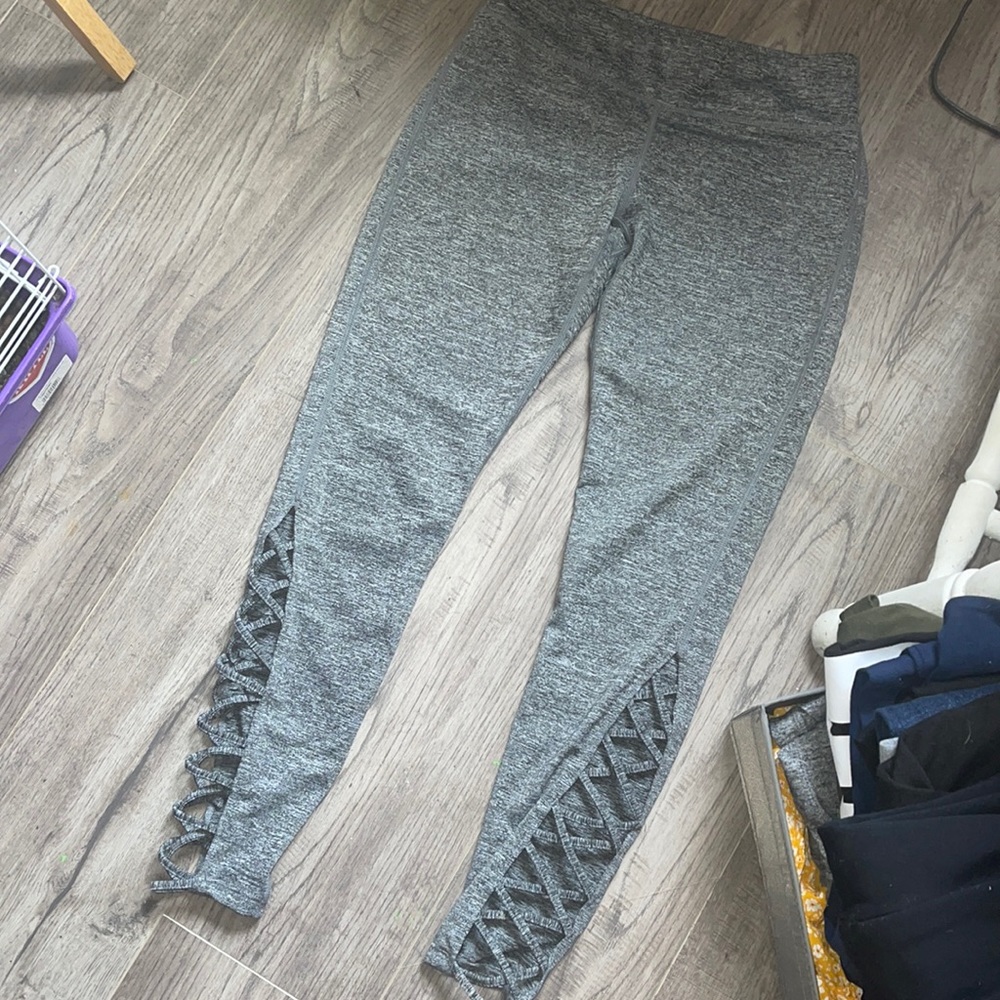 Grey leggings